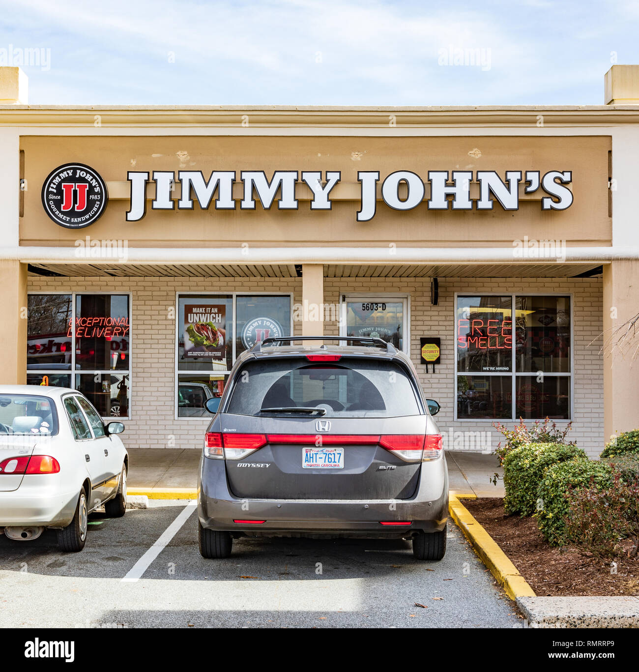 GREENSBORO, NC, USA-2/14/19 : Un Jimmy John's restaurant, l'un des quelque 300, principalement appartenant à la franchise sandwicheries aux États-Unis. Banque D'Images