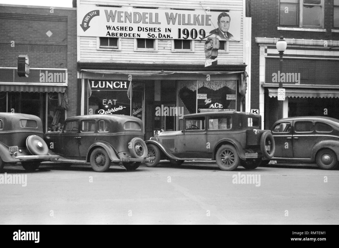 Diner sur Main Street, Aberdeen, Dakota du Sud, USA, John Vachon, Farm Security Administration, Novembre 1940 Banque D'Images