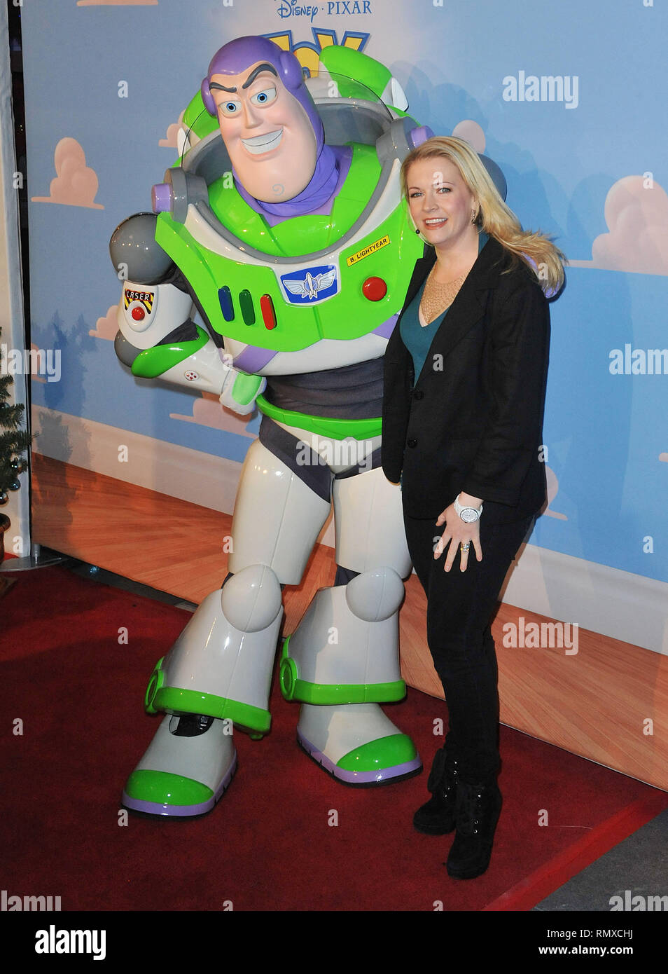 Melissa Joan Hart, retentir à Toy Story 3 sur la glace pour bénéficier  l'Hôpital des enfants sur le patin à glace à Los Angeles.Melissa Joan Hart,  Buzz 12 Événement dans la vie