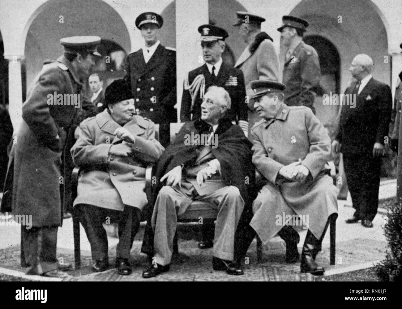 Conférence des trois puissances à Casablanca, 1943. La Conférence de Yalta (aussi appelée Conférence de Crimée et Conférence d'Argonaut) s'est tenue du 4th au 11th février 1945. Il s'agissait d'une réunion de la Seconde Guerre mondiale entre le président Franklin D. Roosevelt, le premier ministre Winston Churchill et le premier ministre Joseph Staline. La conférence s'est tenue près de Yalta, en Crimée, en Union soviétique. Banque D'Images