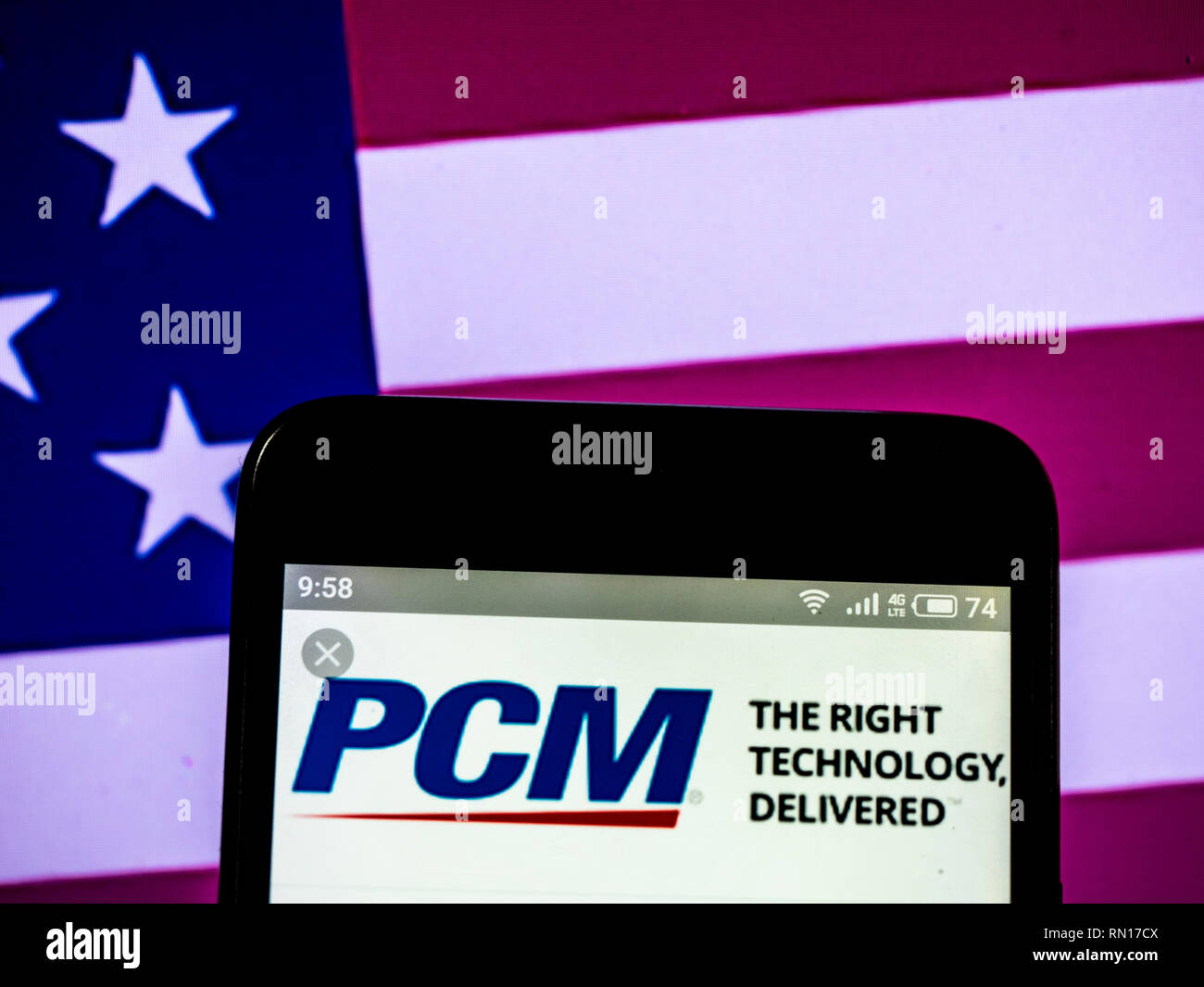 PCM, Inc. Le logo de l'entreprise de marketing direct vu affichée sur smart phone Banque D'Images PCM, Inc. Le logo de l'entreprise de marketing direct vu affichée sur smart phone Banque D'Images
