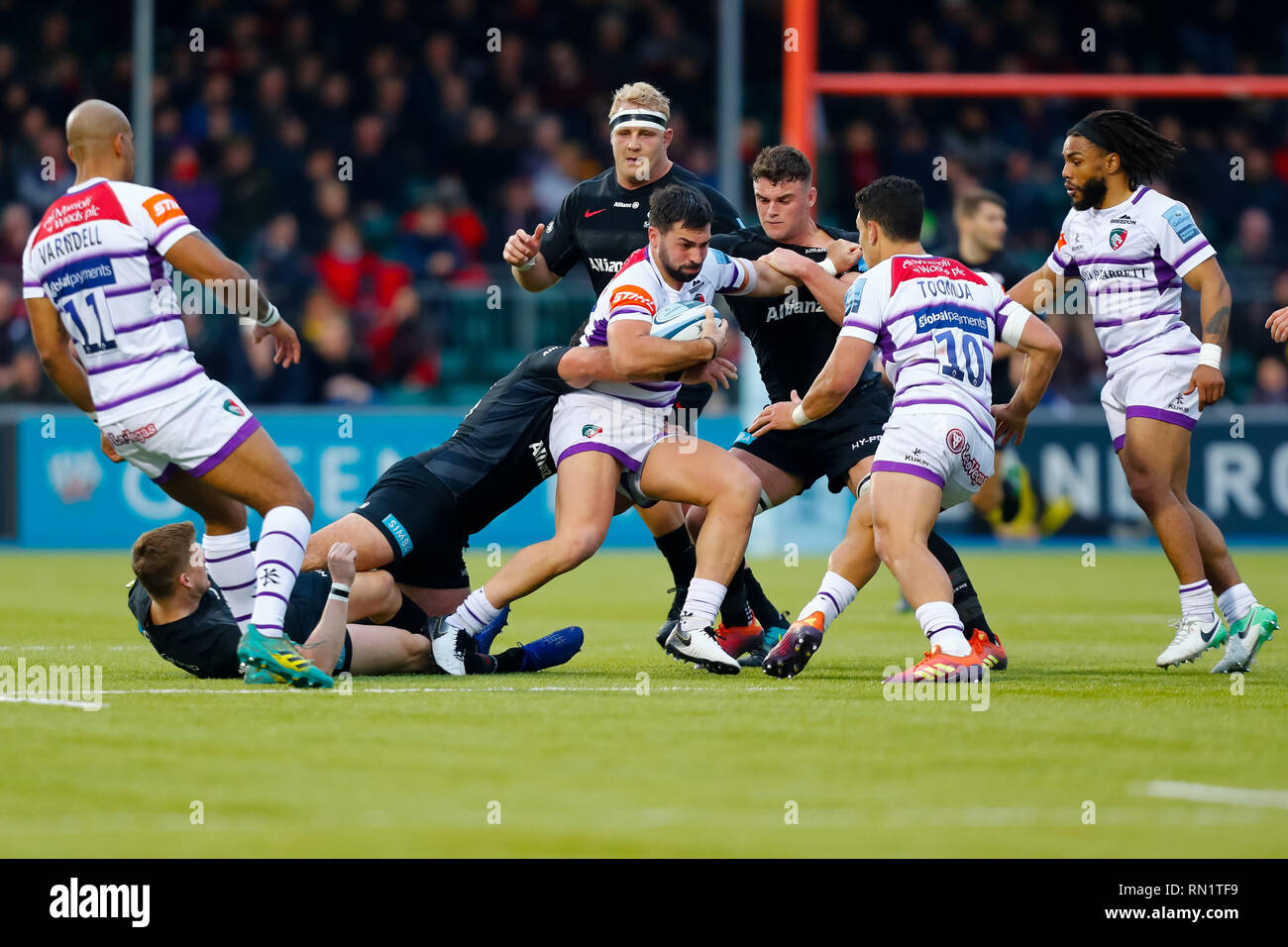 Allianz Park, Londres, UK. 16 Février, 2019. Gallagher Premiership Rugby, Saracens contre Leicester Tigers ; Gareth Owen de Leicester Tigers tient le ballon en attaque : l'action de Crédit Plus Sport/Alamy Live News Banque D'Images