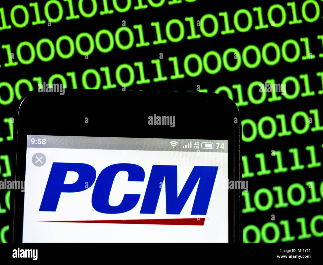 L'Ukraine. 16 Février, 2019. PCM, Inc. Le logo de l'entreprise de marketing direct vu affichée sur un téléphone intelligent. Crédit : Igor Golovniov SOPA/Images/ZUMA/Alamy Fil Live News Banque D'Images L'Ukraine. 16 Février, 2019. PCM, Inc. Le logo de l'entreprise de marketing direct vu affichée sur un téléphone intelligent. Crédit : Igor Golovniov SOPA/Images/ZUMA/Alamy Fil Live News Banque D'Images