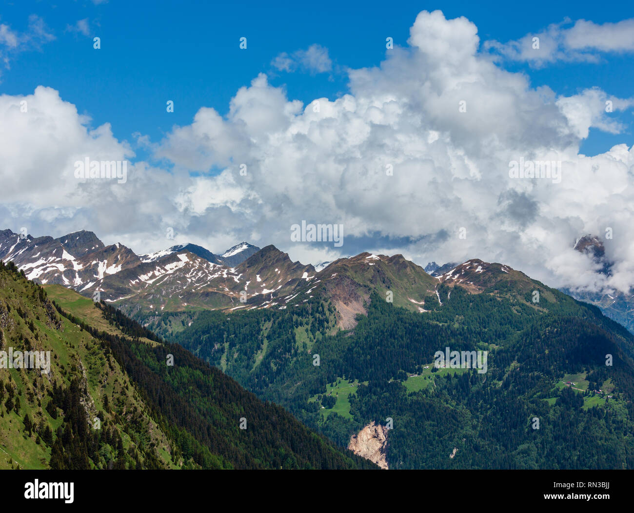 Montagne Alpes col de la chaudière ou du Col du Gotthard paysage estival (Suisse). Banque D'Images