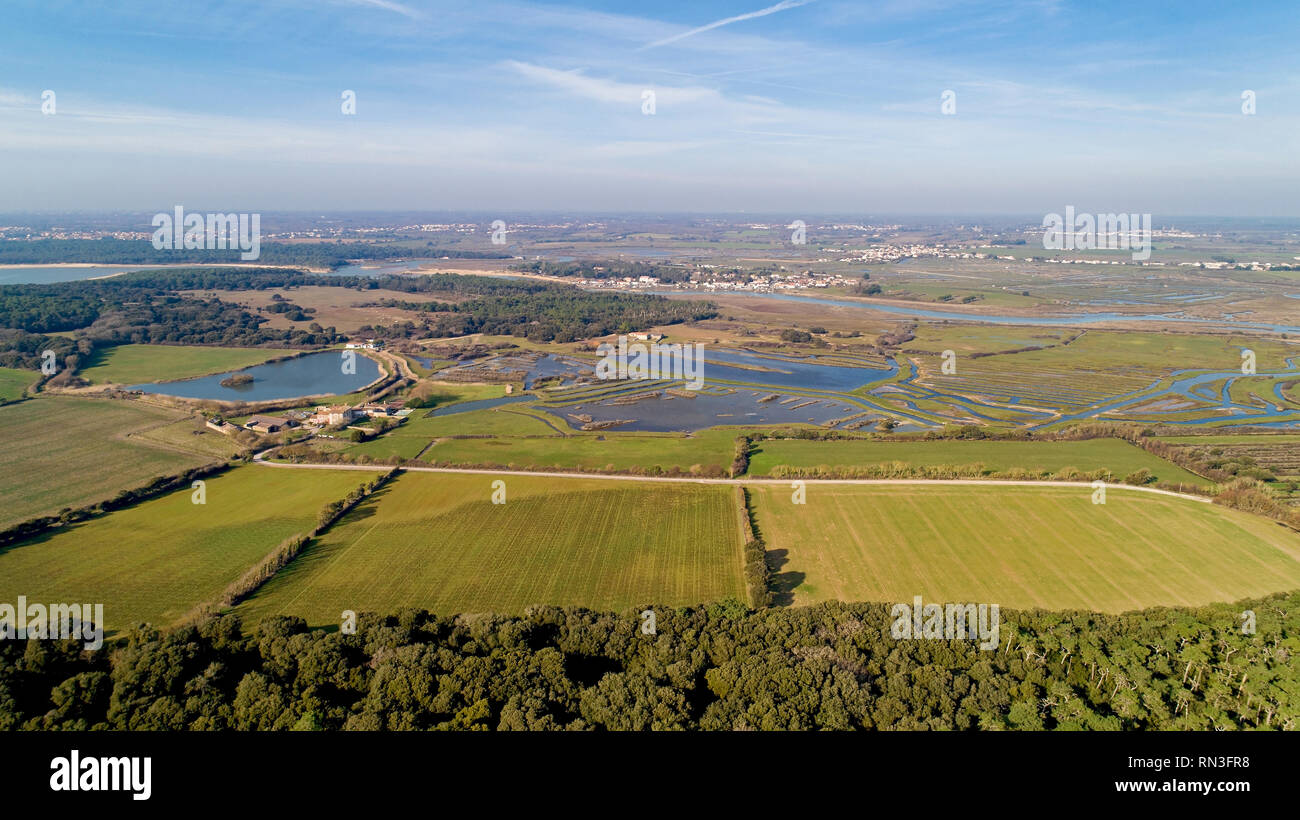 Vue aérienne de la Bouliniere marais et de Talmont Saint Hilaire Banque D'Images