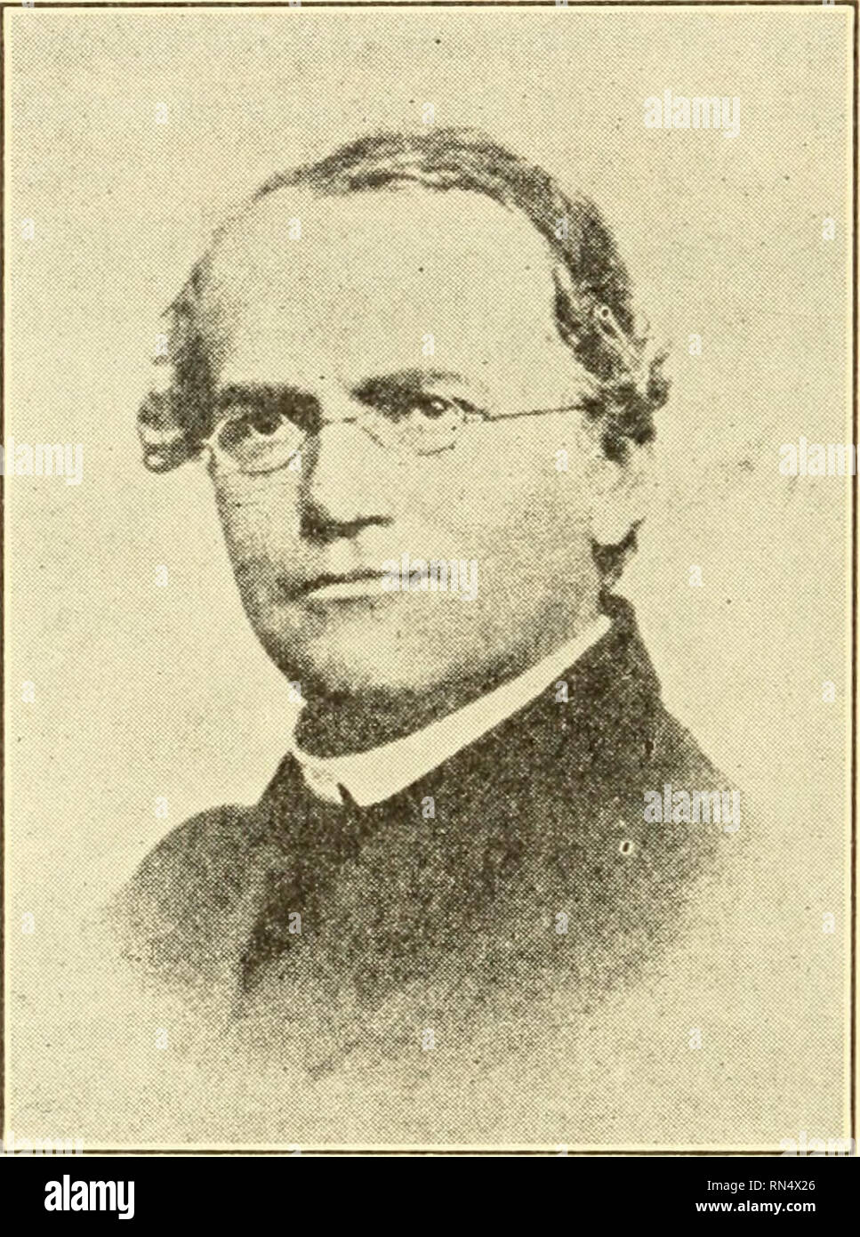 . Biologie Animale. Biologie ; zoologie ; physiologie. 470 Biologie animale ainsi assurée en ce qui concerne l'hérédité de certains caractères, comme la forme et la couleur des graines de pois. Son travail a été publié en 1865 dans une obscure histoire naturelle périodique, et il abandonne l'enseignement et de la recherche de devenir l'Abbé de son monastère. Ainsi mis fin prématurément le travail scientifique de l'un de l'époque- décideurs de la biologie, et de la désormais célèbre lois mendéliennes de hériter- ance étaient inconnus de la science jusqu'en 1900, lorsque d'autres biologistes,. Fig. 306. - Gregor Johann Mendel. arriver à des résultats similaires, mis au jour Banque D'Images