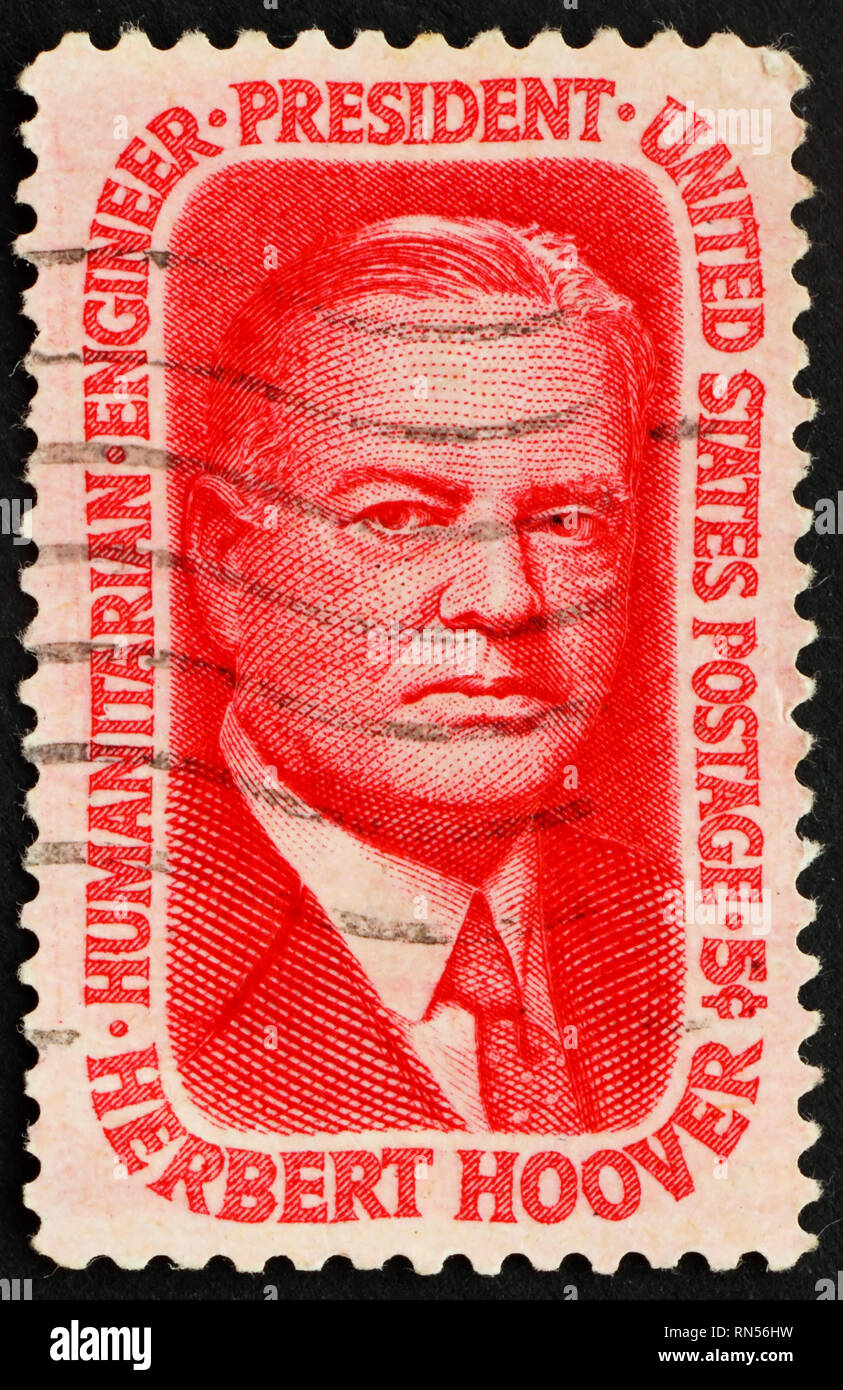 États-unis d'Amérique - vers 1965 : timbre imprimé aux États-Unis d'Amérique montre président américain Herbert Clark Hoover, vers 1965 Banque D'Images