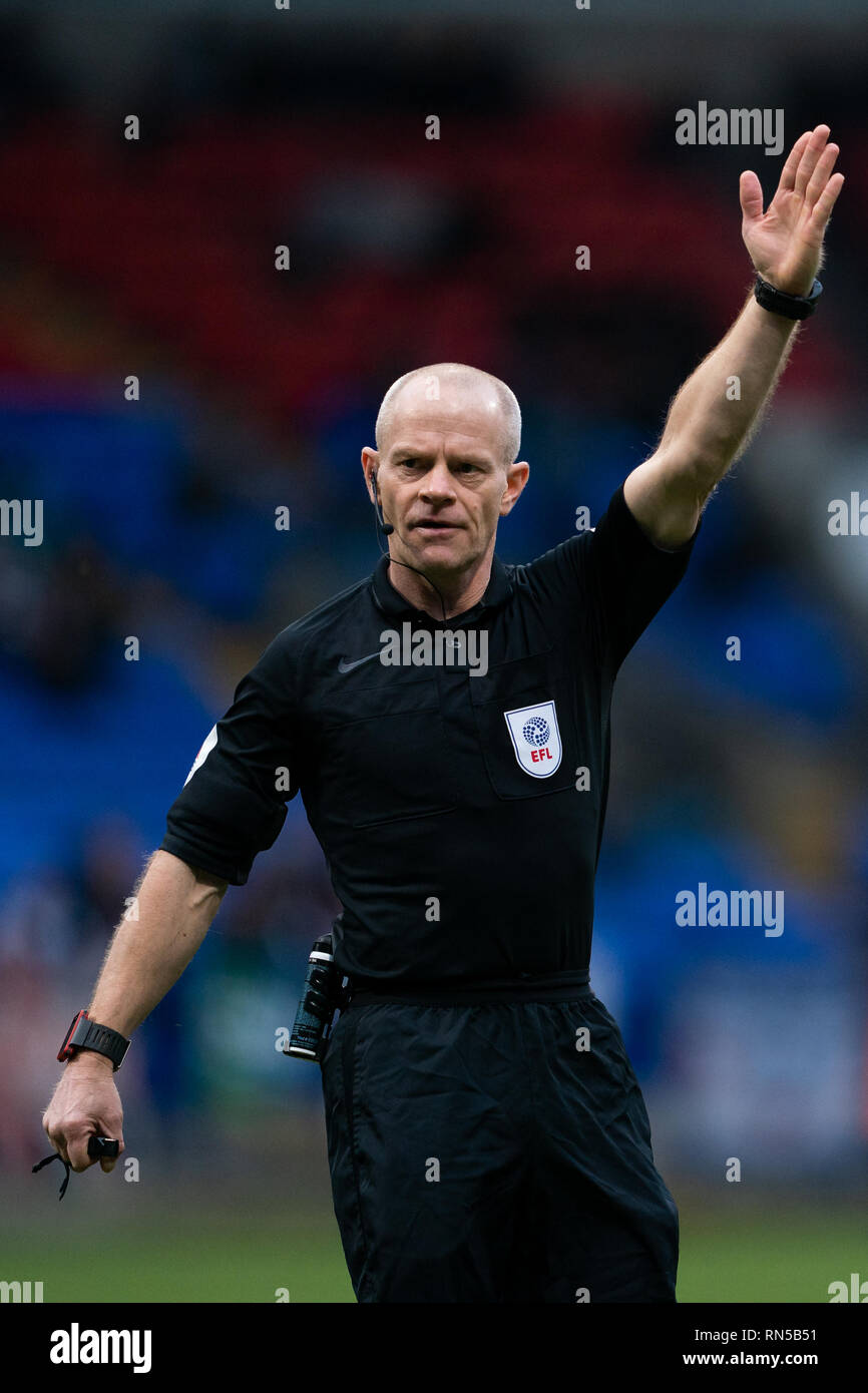 Arbitre Andy Woolmer en action pendant le match 16 février 2019, le stade de l'Université de Bolton, Bolton, Angleterre ; Sky Bet Championship, Bolton Wonderers vs Norwich City ; Credit : Terry Donnelly /News Images images Ligue de football anglais sont soumis à licence DataCo Banque D'Images