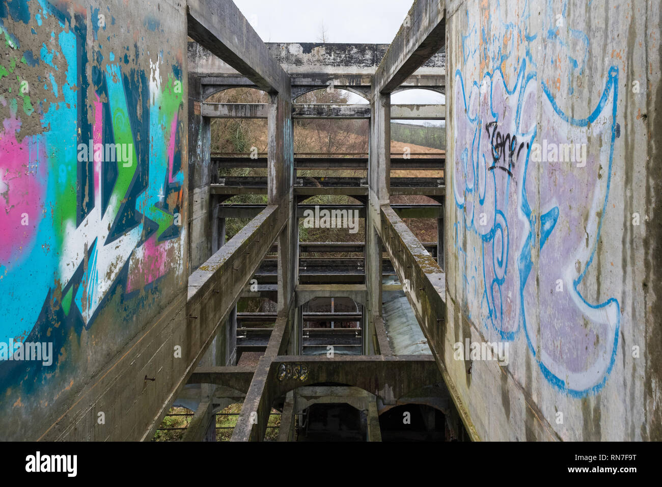 St Peter's Seminary en 2019 - une liste d'un bâtiment de style brutaliste et ancien prêtre de le centre de formation à Cardross, Argyll and Bute, Ecosse Banque D'Images