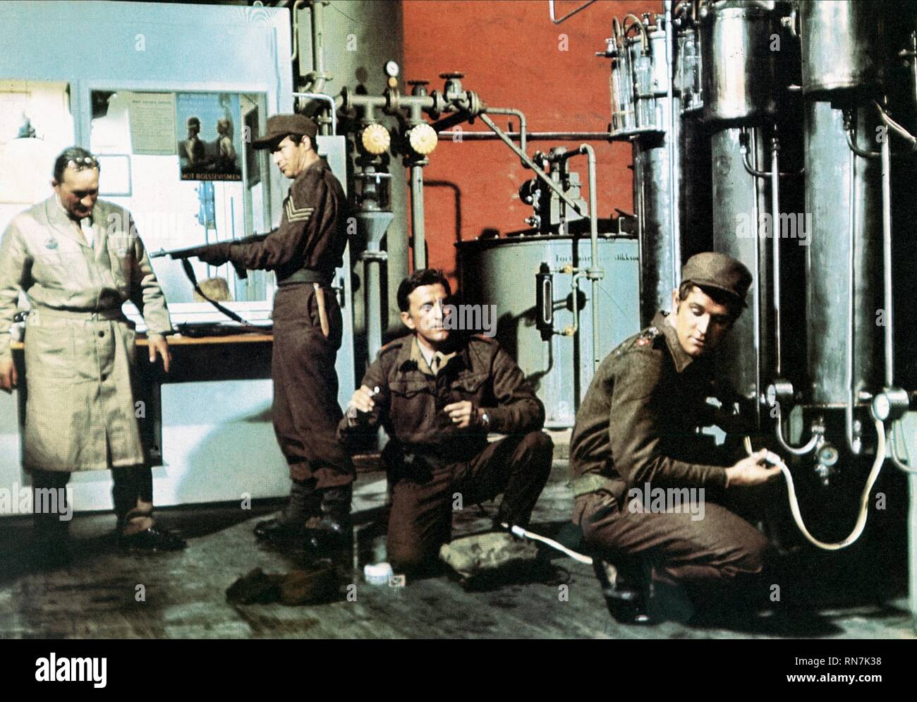 HARRIS,DOUGLAS, LES HÉROS DE TELEMARK, 1965 Banque D'Images