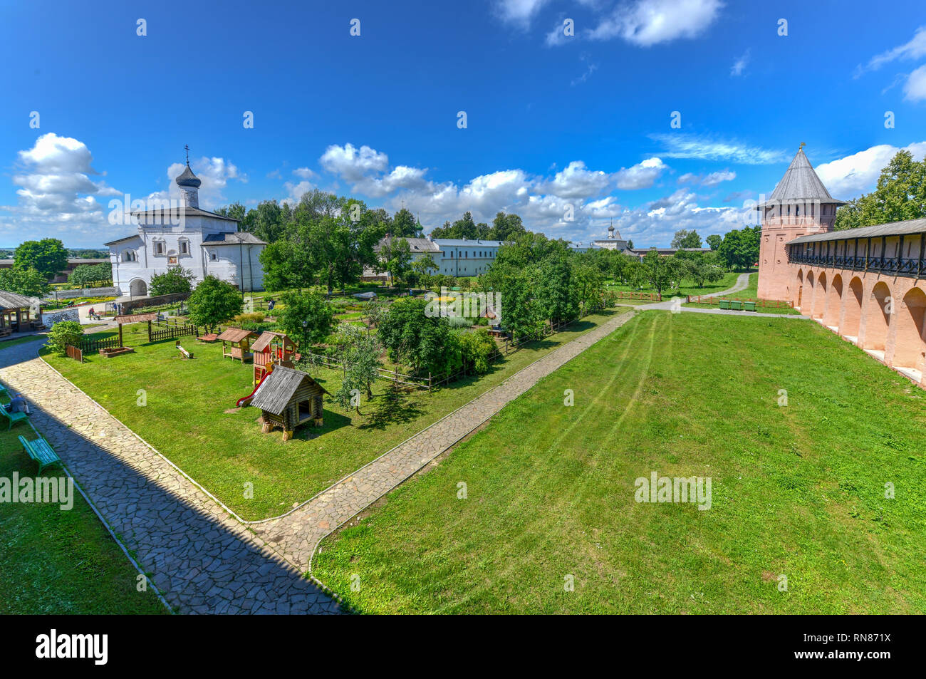Monastère de Saint Sauveur vue Euthymius à Suzdal, la Russie le long de l'anneau d'or. Banque D'Images