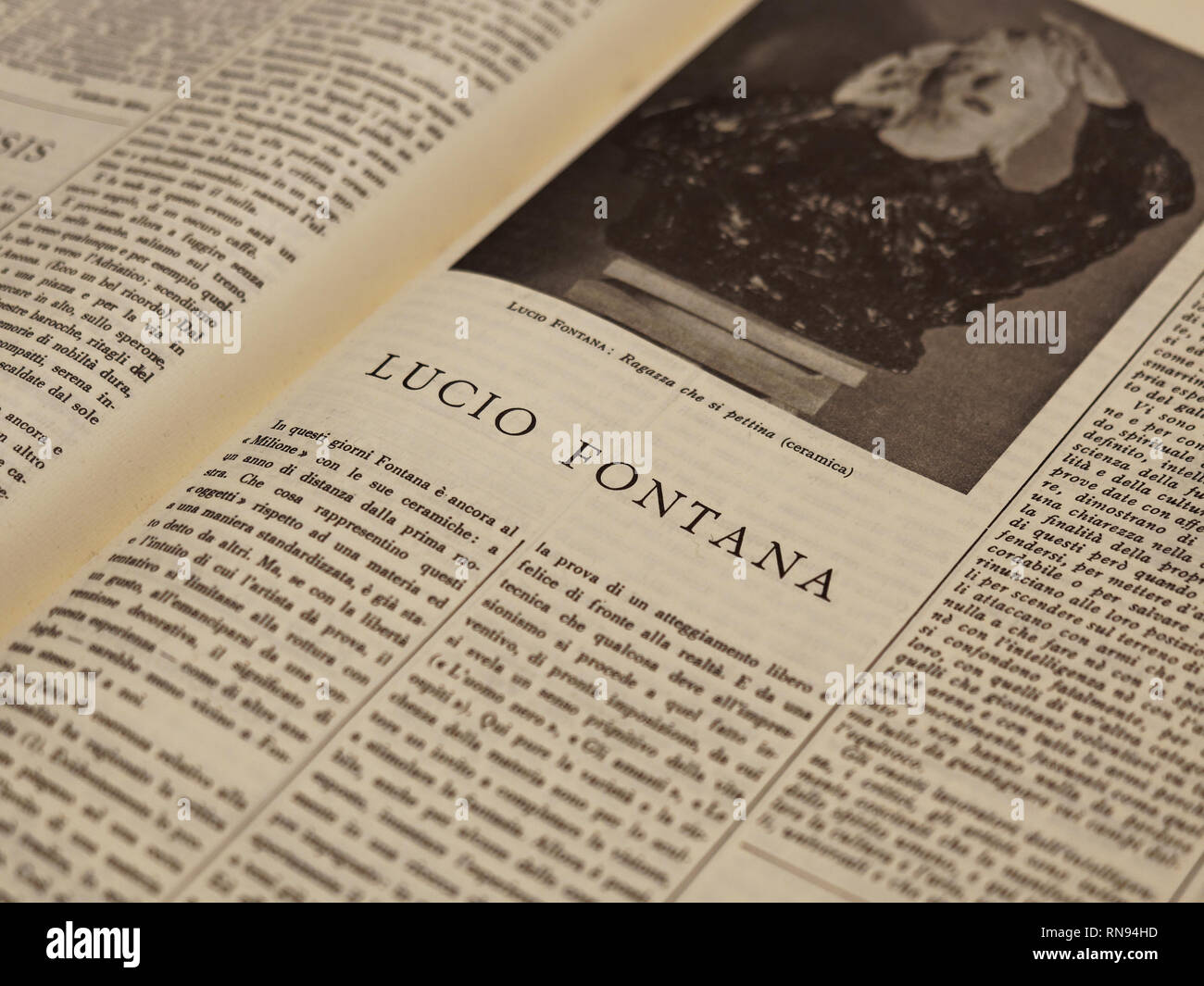 Article à propos de Lucio Fontana Banque D'Images