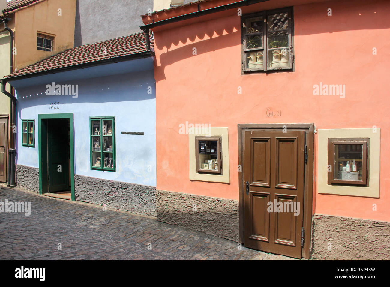 Petites maisons sur la rue d'or à l'intérieur du château. Hrandcany Zlata ulicka, Praha Banque D'Images