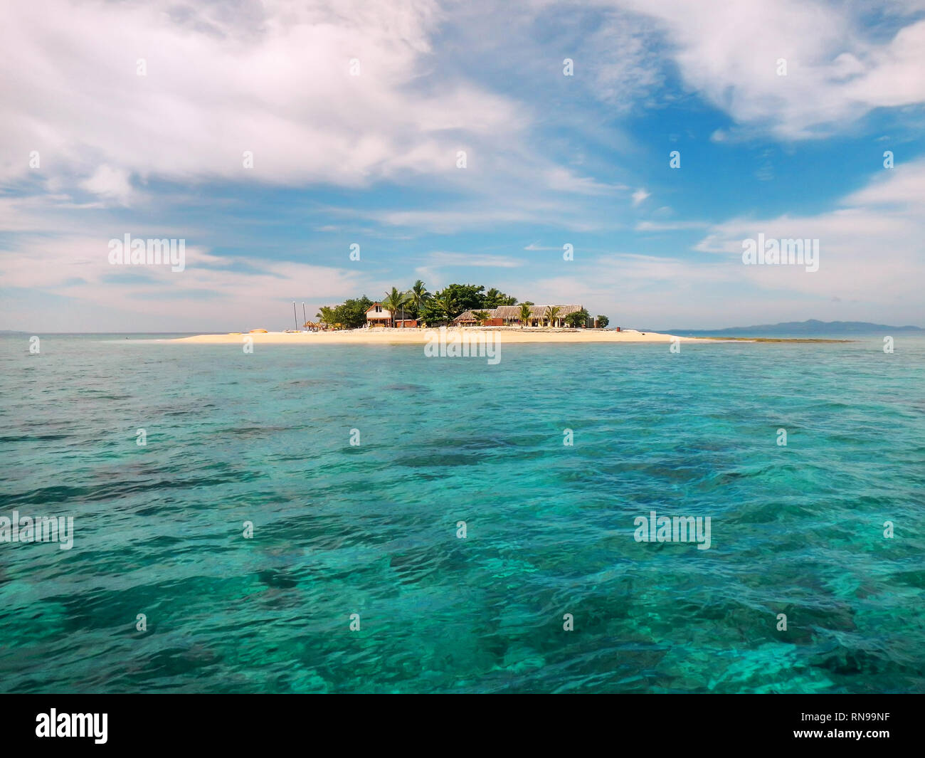 Petite île des Mers du Sud dans la région de Mamanuca, Fidji. Ce groupe se compose d'environ 20 îles. Banque D'Images