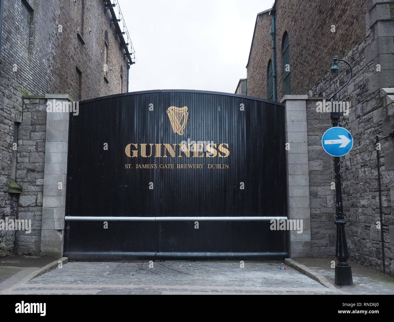 St James Gate, l'entrée de l'usine Guinness à Dublin - Irlande Banque D'Images