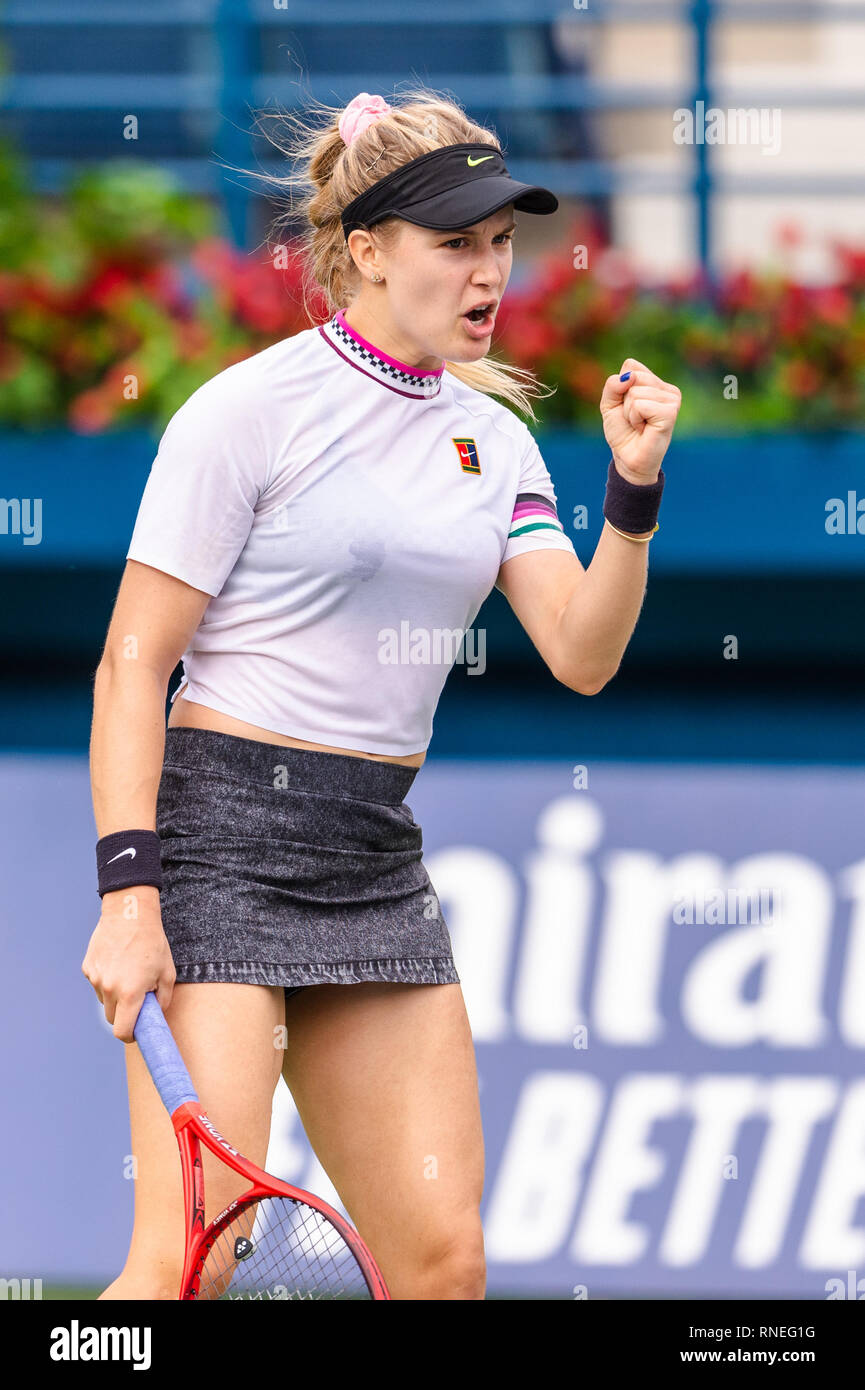 Dubaï, Émirats arabes unis. Feb 19, 2019. Eugénie Bouchard du Canada réagit au deuxième tour contre la Roumanie : Simona de pendant le Dubai Duty Free Tennis championnat au stade de tennis international de Dubaï, DUBAÏ, ÉMIRATS ARABES UNIS Le 19 février 2019. Photo de Grant l'hiver. Credit : UK Sports Photos Ltd/Alamy Live News Banque D'Images