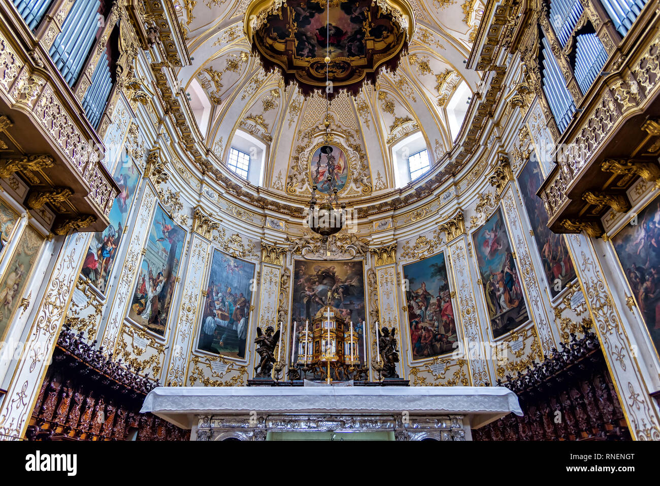 Bergame, Italie - 15 septembre 2018 : Vue de l'abside de la cathédrale de la ville. C'est une cathédrale catholique romaine dédiée à Saint Alexandre Banque D'Images