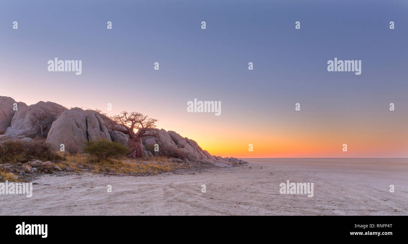 Kubu Island après le coucher du soleil Banque D'Images
