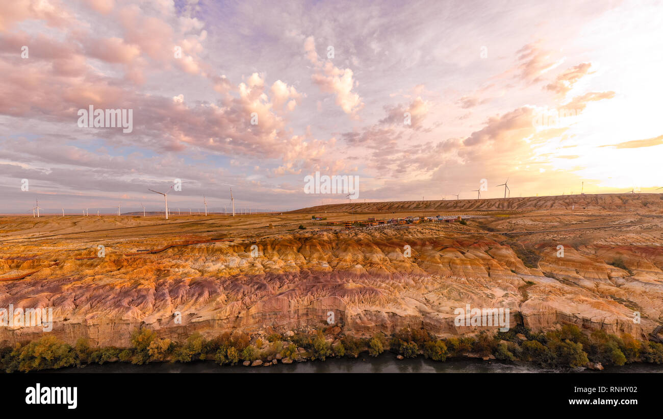 Chine Xinjiang du paysage de la production d'énergie éolienne Banque D'Images