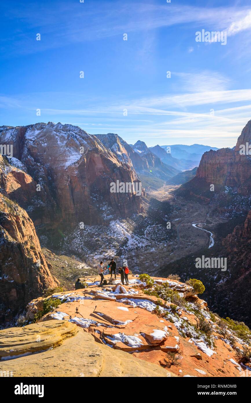 Avis de Angels Landing à Zion Canyon, Angels Landing Trail, en hiver, paysage de montagne, Zion National Park, Utah, USA Banque D'Images