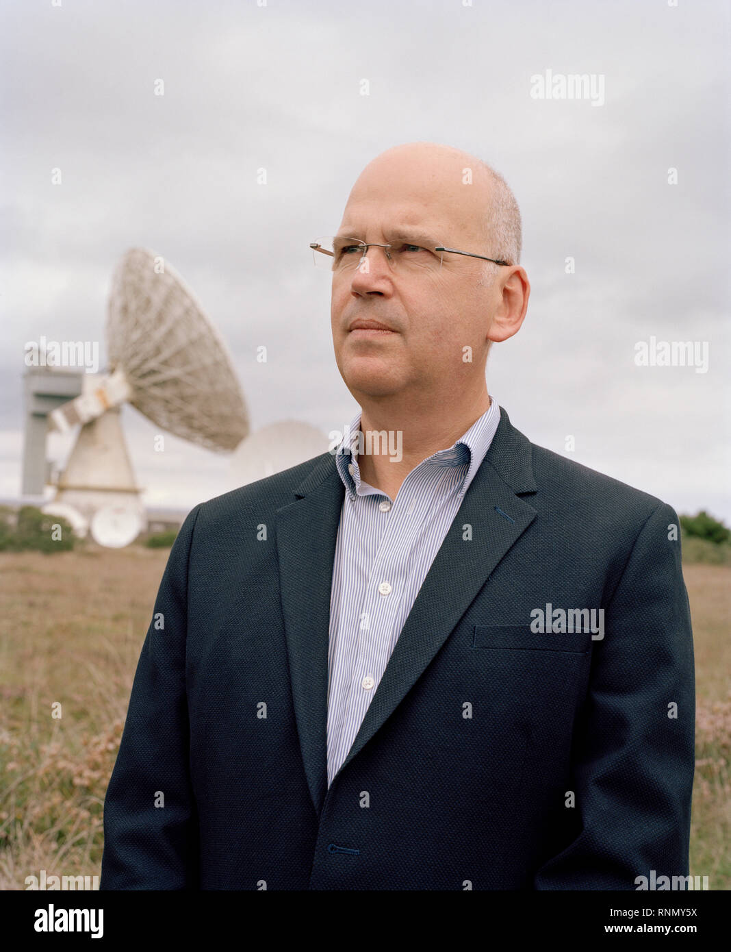 Ian Jones, directeur général de Terre à Goonhilly Station, qui est d'en adapter l'ancien BT télécommunications par satellite antennes dans l'espace profond services de communications. Banque D'Images Ian Jones, directeur général de Terre à Goonhilly Station, qui est d'en adapter l'ancien BT télécommunications par satellite antennes dans l'espace profond services de communications. Banque D'Images