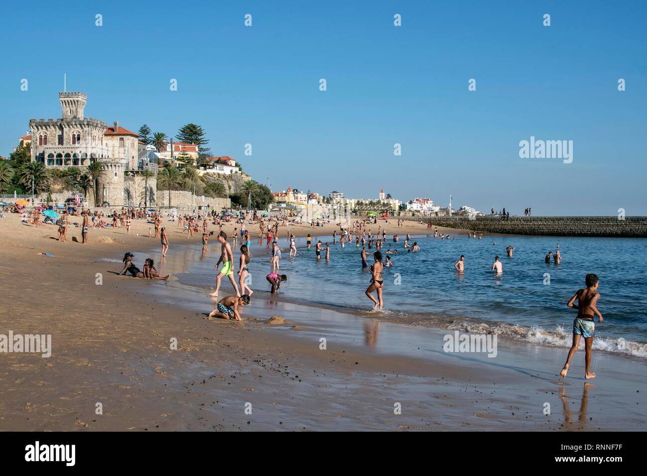 Plage Praia de Tamariz-ville, Estoril, Portugal Banque D'Images