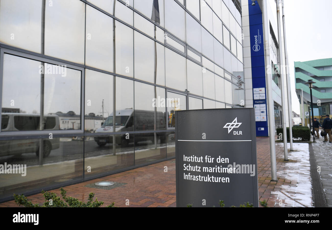 Berlin, Allemagne. Jan 31, 2019. Un panneau indique à l'Institut pour la protection des infrastructures maritimes du Centre aérospatial allemand (DLR). (Dpa 'navire béliers wind farm : tests de l'Institut de la sécurité des ouvrages maritimes') Credit : Carmen Jaspersen/dpa/Alamy Live News Banque D'Images