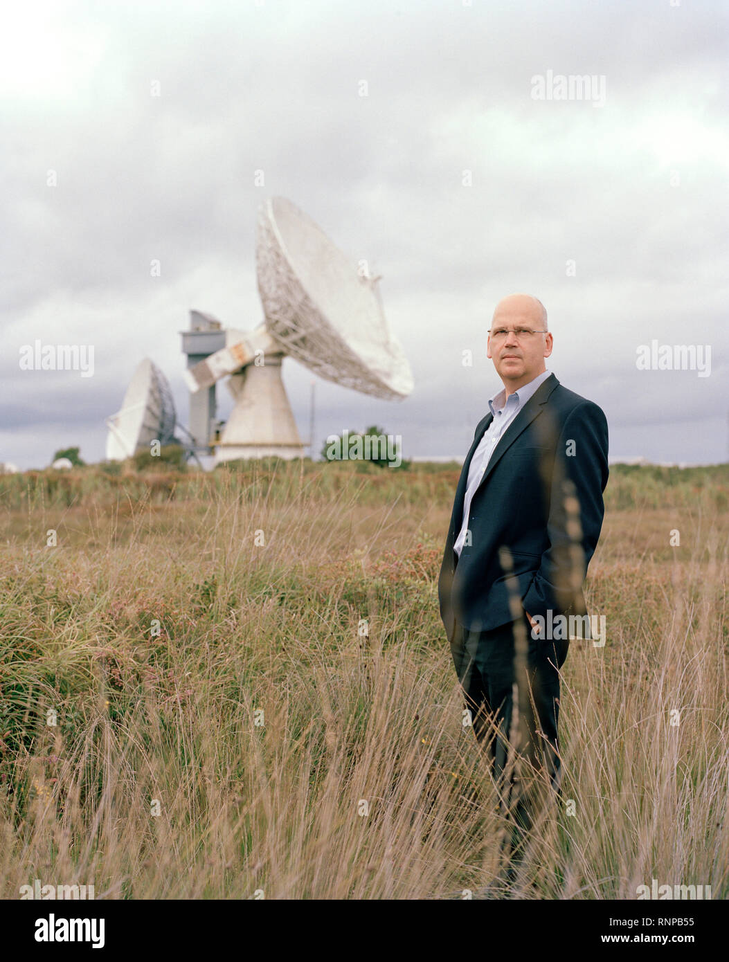 Ian Jones, directeur général de Terre à Goonhilly Station, qui est d'en adapter l'ancien BT télécommunications par satellite antennes dans l'espace profond services de communications. Banque D'Images Ian Jones, directeur général de Terre à Goonhilly Station, qui est d'en adapter l'ancien BT télécommunications par satellite antennes dans l'espace profond services de communications. Banque D'Images