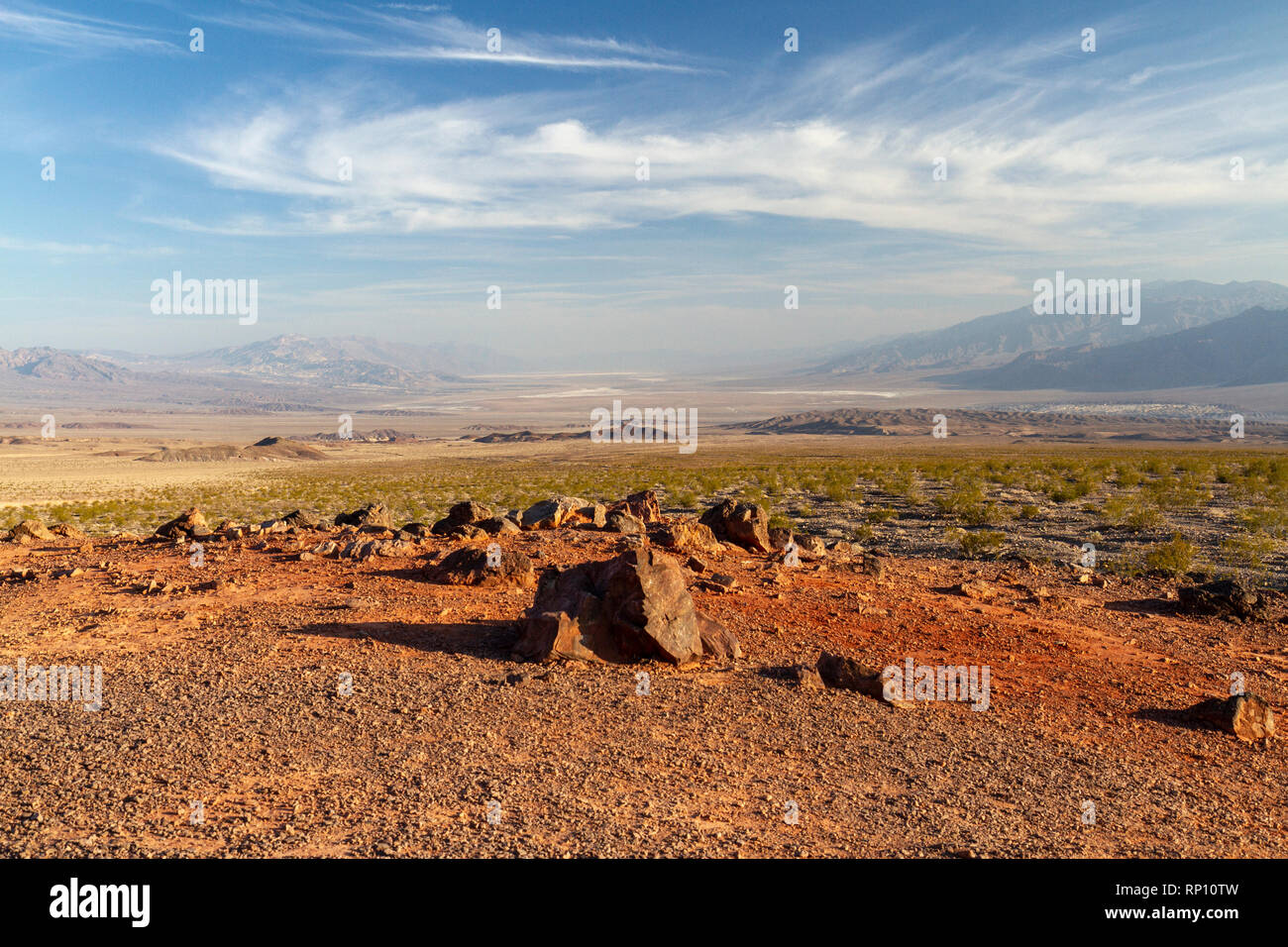 Hells Gate à vue sud sur la vallée de la mort, Death Valley National Park, California, United States. Banque D'Images