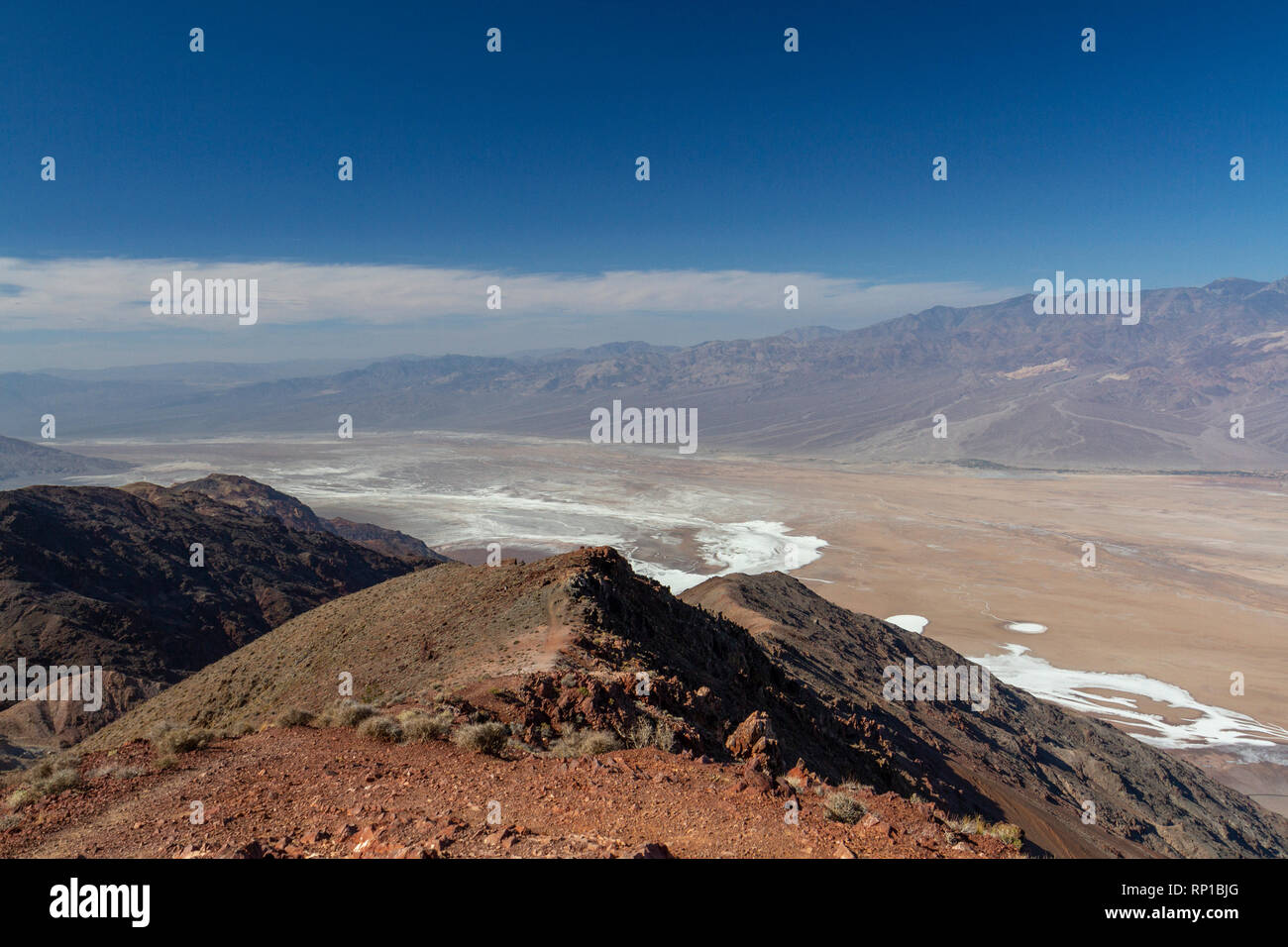 Tôt le matin, voir l'avis de Dantès à environ au sud, la Death Valley National Park, California, United States. Banque D'Images