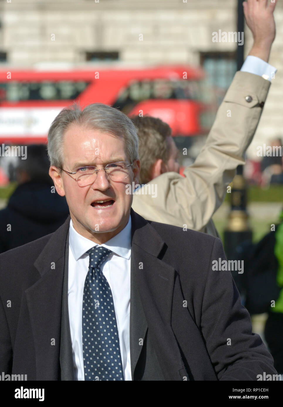 Owen Paterson député (Con : North Shropshire) dans la région de Parliament Square, 19.02.2019 Banque D'Images