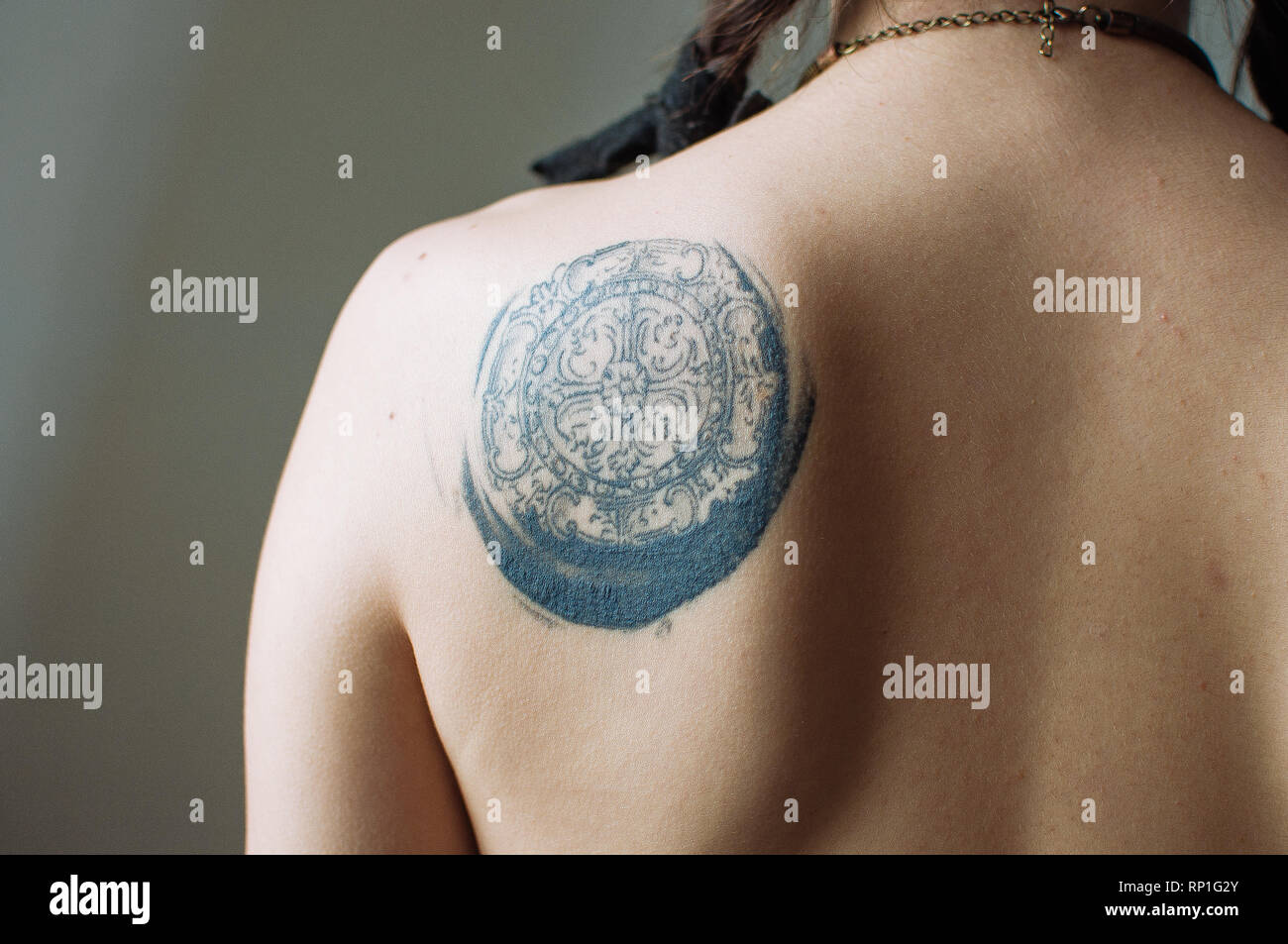 Projet d'art des tatouages et cicatrices. Banque D'Images