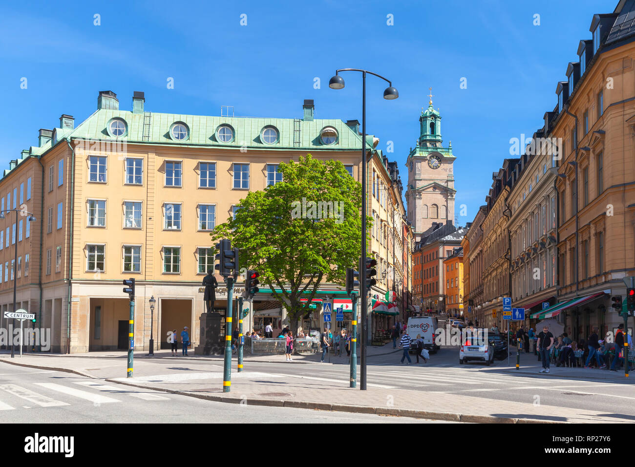 Stockholm, Suède - mai 6, 2016 : Architecture de Gamla Stan avec Storkyrkan cathédrale officiellement nommé Sankt Nikolai kyrka ou l'église de Saint-Nicolas, ord Banque D'Images