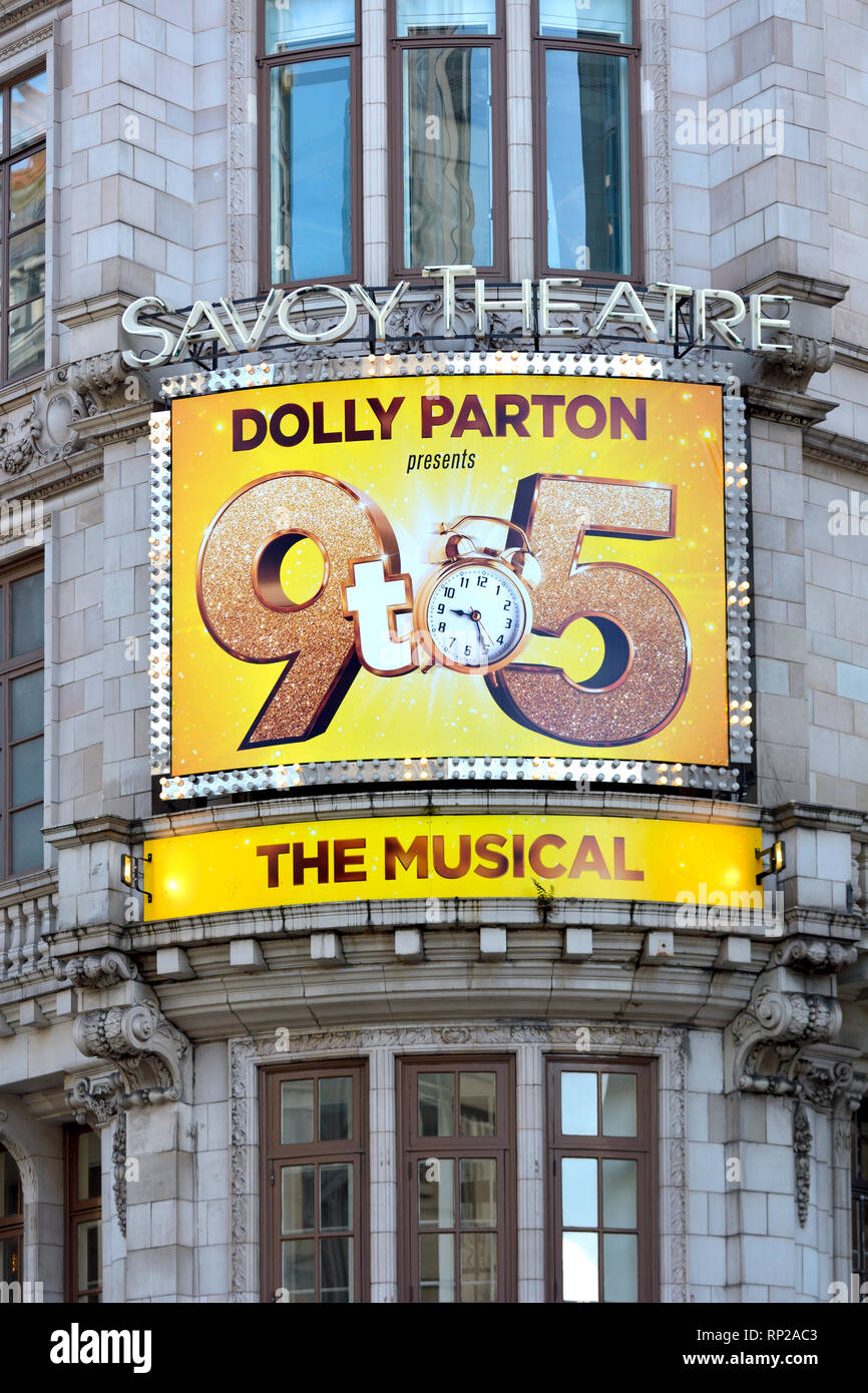 Londres, Angleterre, Royaume-Uni. Savoy Theatre : '9 à 5 - La comédie musicale" (par Dolly Parton) Feb 2019 Banque D'Images