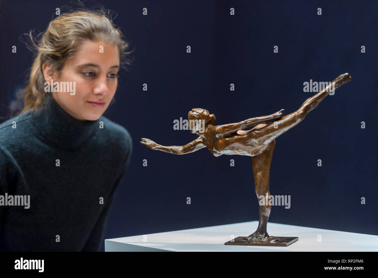 Edgar Degas  Danseuse, arabesque ouverte sur la jambe droite