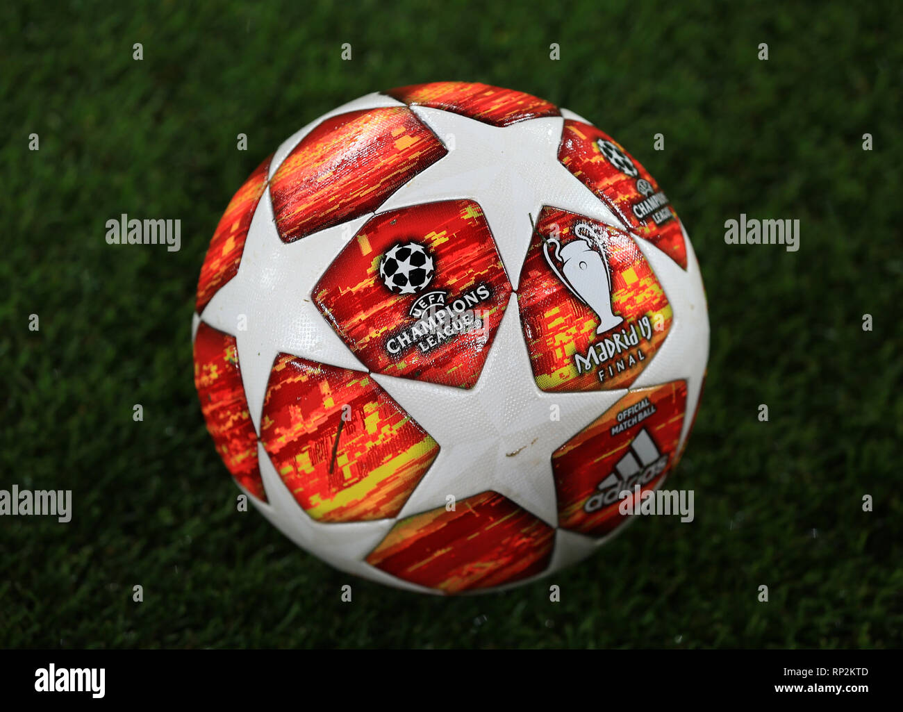 Anfield, Liverpool, Royaume-Uni. Feb 19, 2019. Ligue des Champions tour de 16, Liverpool et le Bayern de Munich, l'UEFA Champions league match ball Crédit : en attente de jouer plus Sport Action/Alamy Live News Banque D'Images