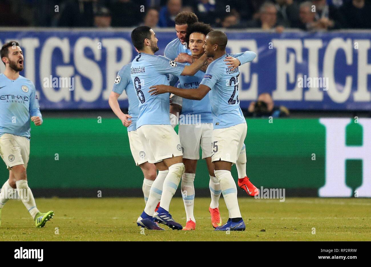 Gelsenkirchen, Allemagne. Feb 21, 2019. firo : 20.02.2019, Football, 2018/2019, CL, CHL, Ligue des Champions, huitièmes de finale, match aller, le FC Schalke 04 - Manchester City, gardien de but à 2 : 2 Indemnité de jubilation Leroy Sane avec Gundogan | utilisée dans le monde entier : dpa Crédit/Alamy Live News Banque D'Images