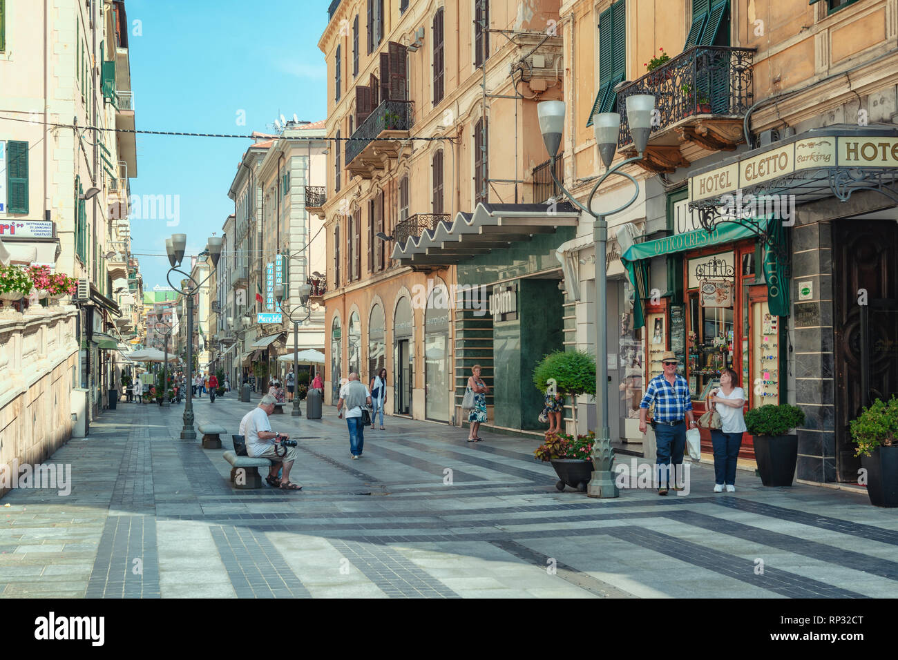 San Remo, Italie, le 18 septembre 2018 : Impression de la Via Giacomo Matteotti dans le centre de la ville italienne San Remo Banque D'Images