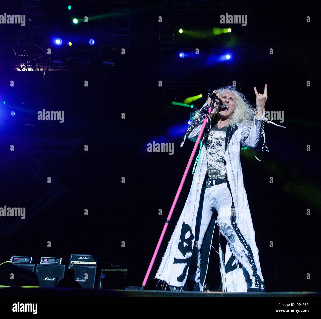 Le groupe de rock Twisted Sister effectue un concert live au festival de musique heavy metal danois Copenhell 2014 à Copenhague. Ici le chanteur Dee Snider est vu sur scène. Le Danemark, 12/06 2014. À l'exception du Danemark. Banque D'Images