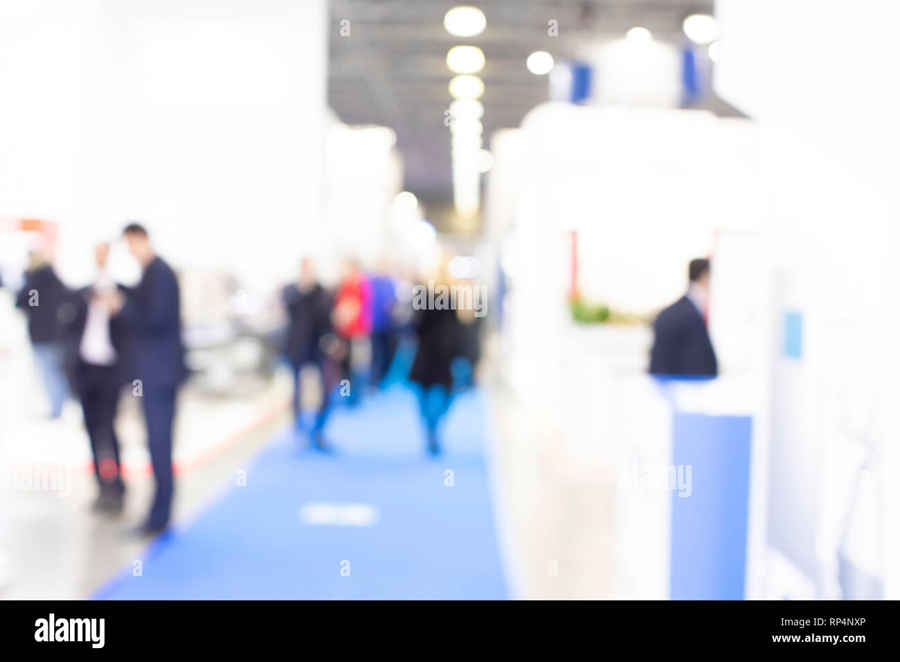 Les gens, intentionaly salon d'arrière-plan flou Banque D'Images