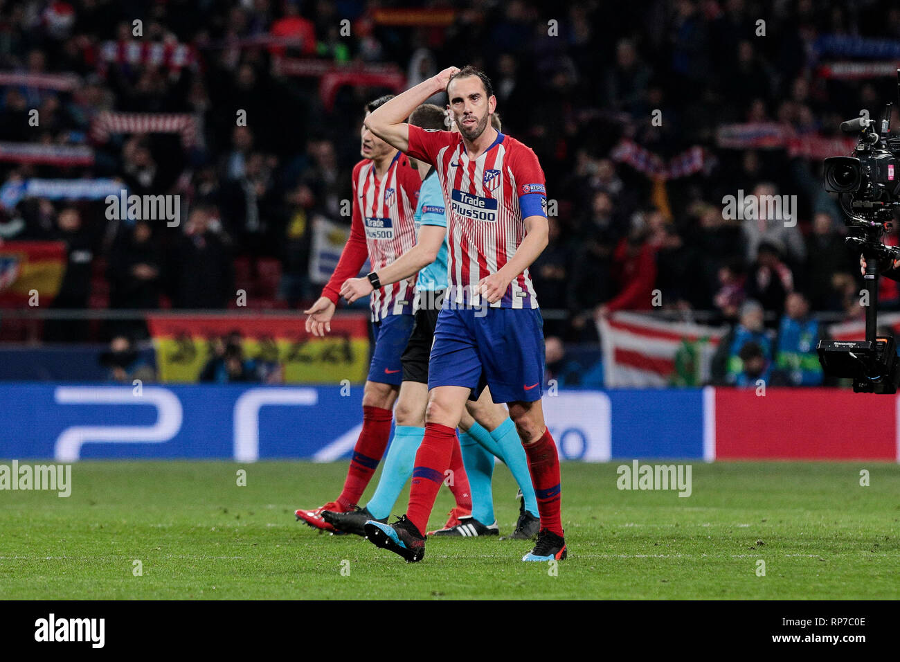 L'Atletico de Madrid Diego Godin vu célébrer au cours de l'UEFA Champions League, ronde de 16, 1ère manche entre l'Atletico de Madrid et à la Juventus Stadium Wanda Metropolitano de Madrid, Espagne. Banque D'Images