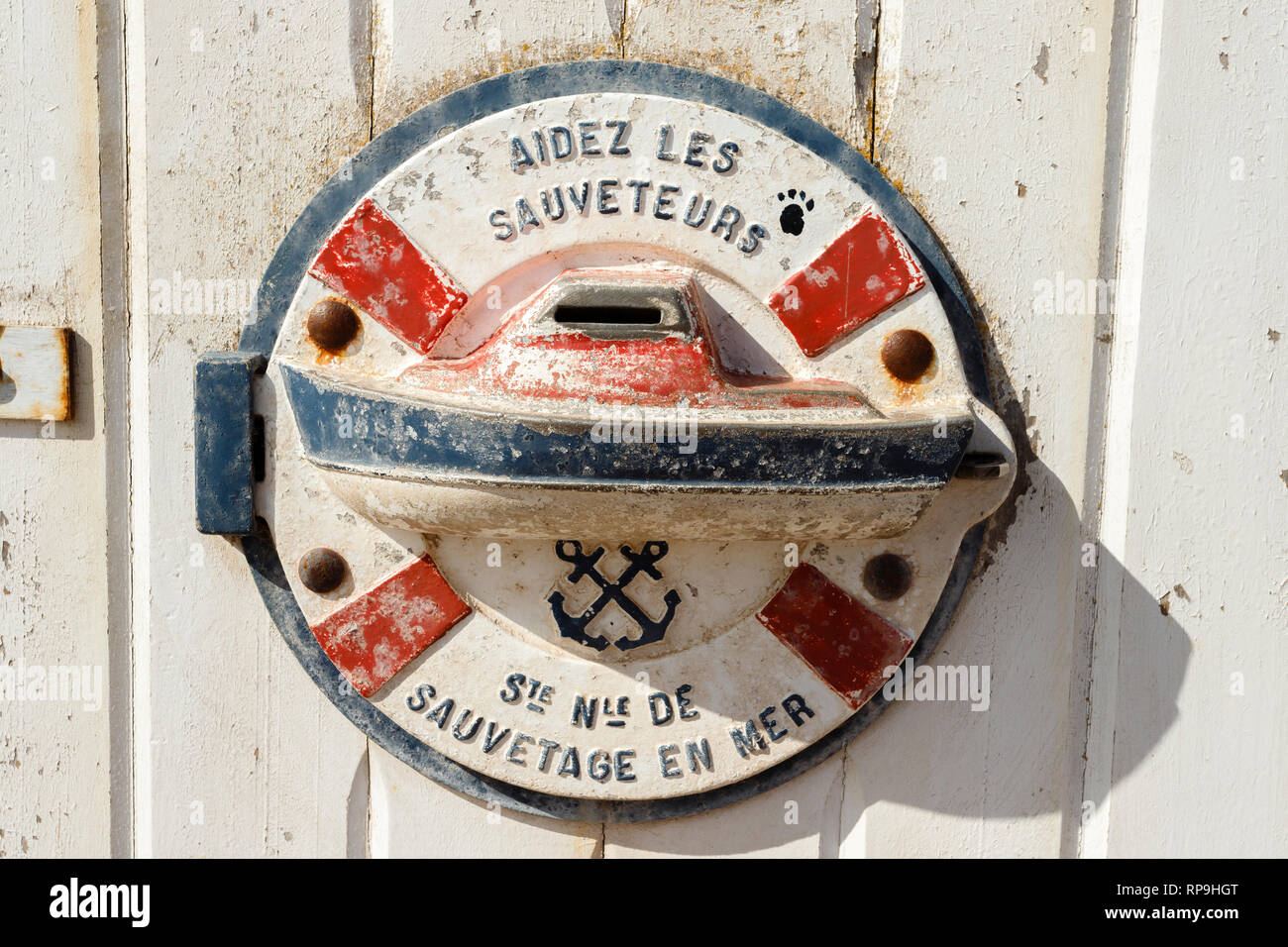 France, Cotes d'Armor, la Côte d'Emeraude, Plevenon, Cap Fréhel, tronc SNSM, national marine rescue company // France, Côtes-d'Armor (22), la Côte d'émeraud Banque D'Images