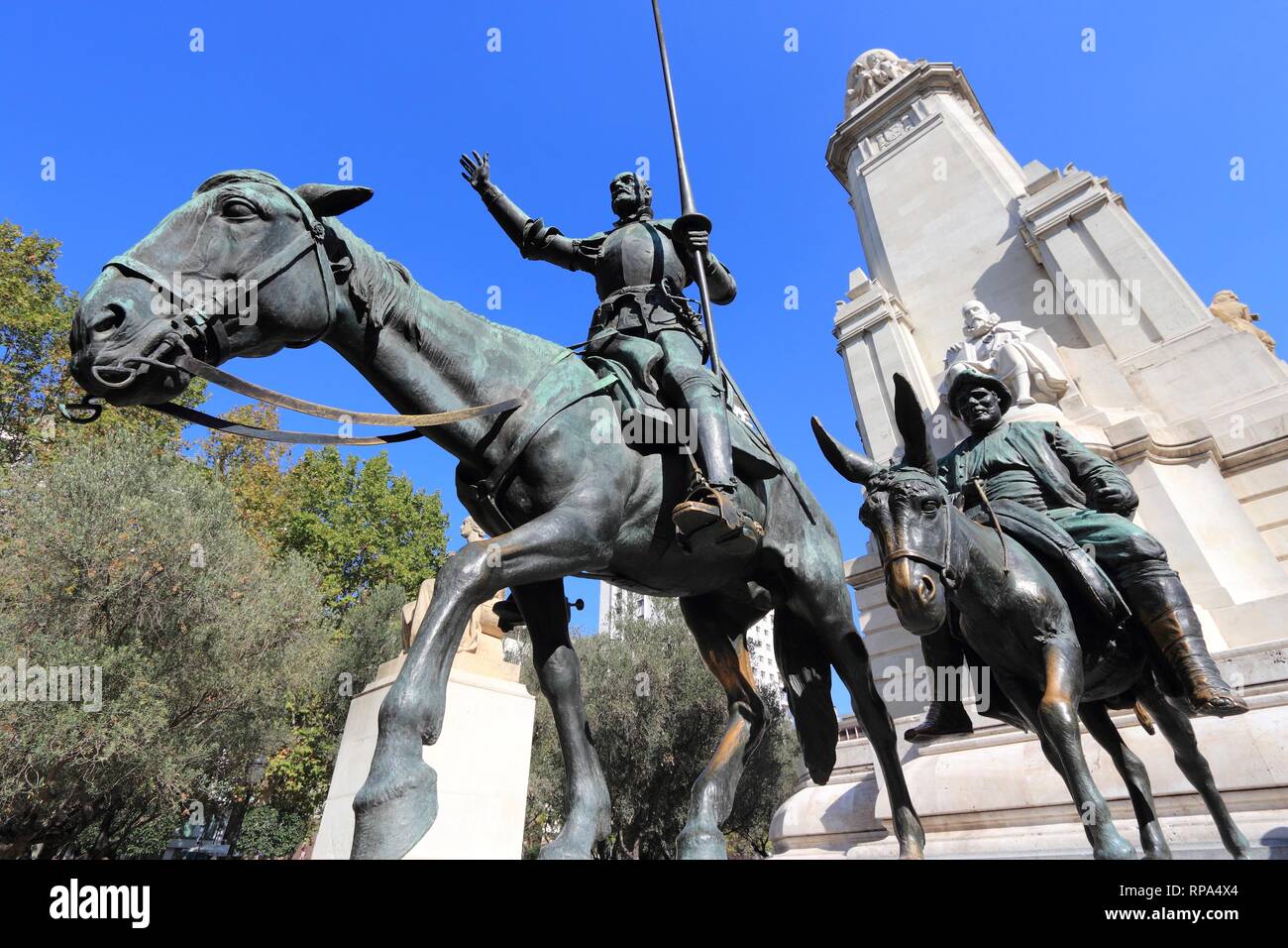 Madrid, Espagne - monuments à Plaza de Espana. Personnage célèbre chevalier, Don Quichotte et Sancho Pansa à partir de l'histoire de Cervantès. Banque D'Images