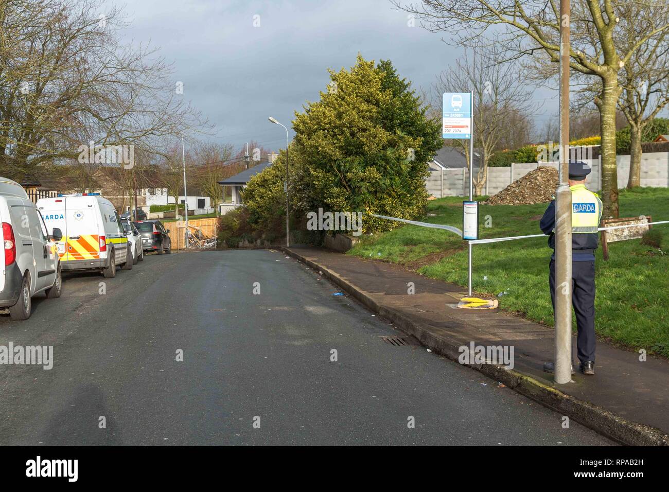 Cork, Irlande, 21 février, 2019. Corps de l'homme trouvé dans Glenthorn Estate, Cork City. Dans les premières heures de ce matin, un homme au début de 60s a été trouvé ne répond pas sur l'entrée du Glenthorn Estate, Dublin Hill. L'homme qui est soupçonné d'avoir été déclarés morts locaux a été plus tard dans l'hôpital Mercy. Les enquêtes de police sont en cours mais on croit que l'illégalité n'a pas participé. Credit : Damian Coleman/Alamy Live News. Banque D'Images