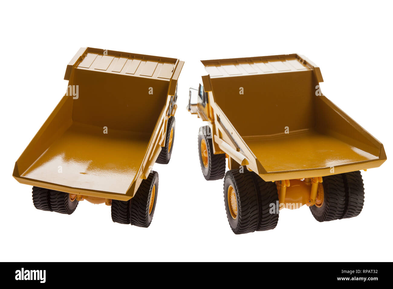 Camion benne Charge lourde Vue arrière du transporteur Banque D'Images