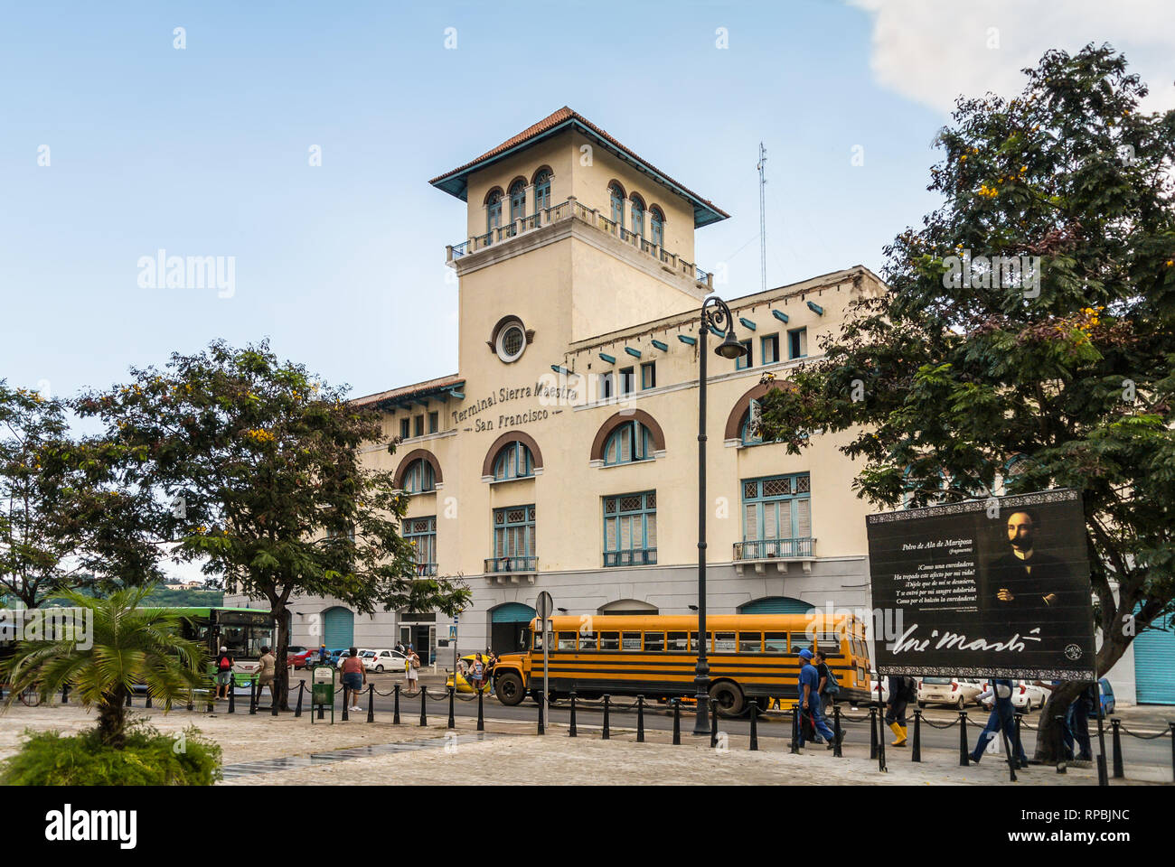 La Havane, Cuba - 10 septembre 2013 : Terminal Sierra Maestra Cruise Terminal (terminal du port de La Havane), près de la Plaza de San Francisco La Havane, Cuba. Cruise Banque D'Images