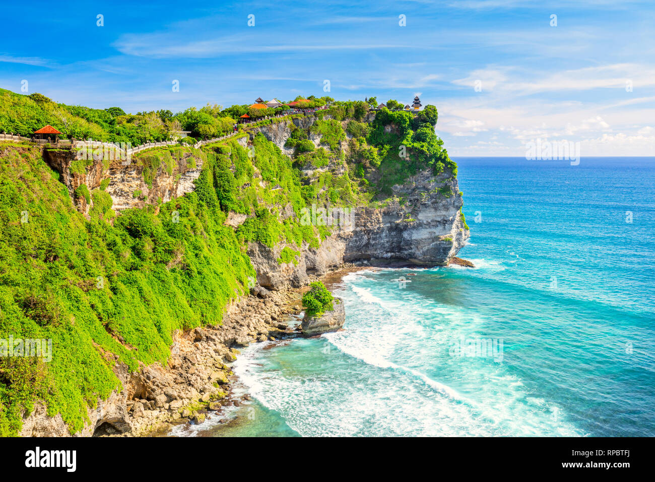 Paysage de la côte de l'océan, coloré et bel endroit, Temple d'Uluwatu, Bali, Indonésie, grande taille Banque D'Images