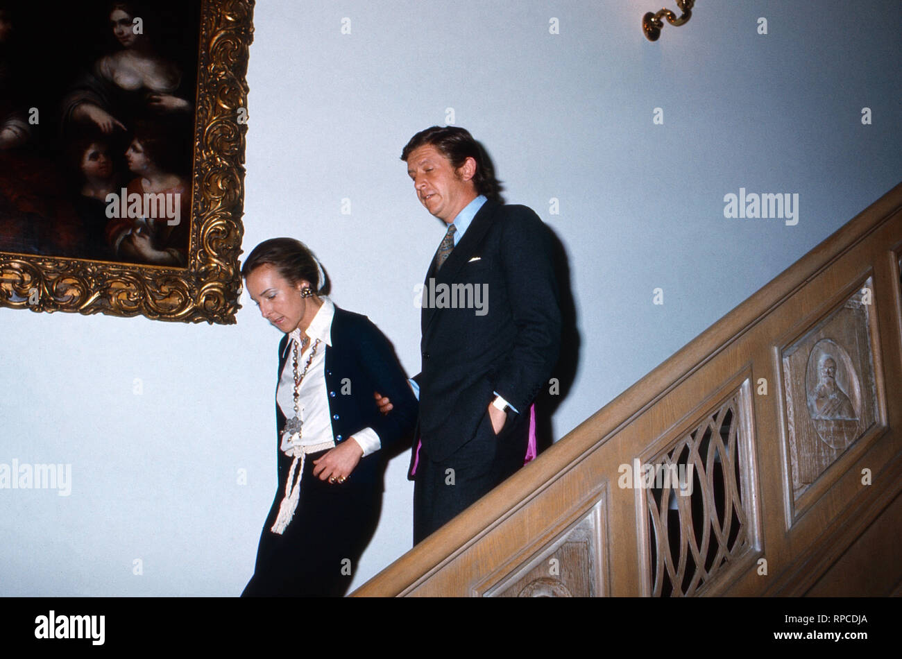 Albert Darboven mit Ehefrau Edda, geb. Prinzessin von Anhalt à Hamburg, Deutschland 1975. Albert Darboven avec son épouse Edda, née princesse von Anhalt à Hambourg, Allemagne 1975. Banque D'Images