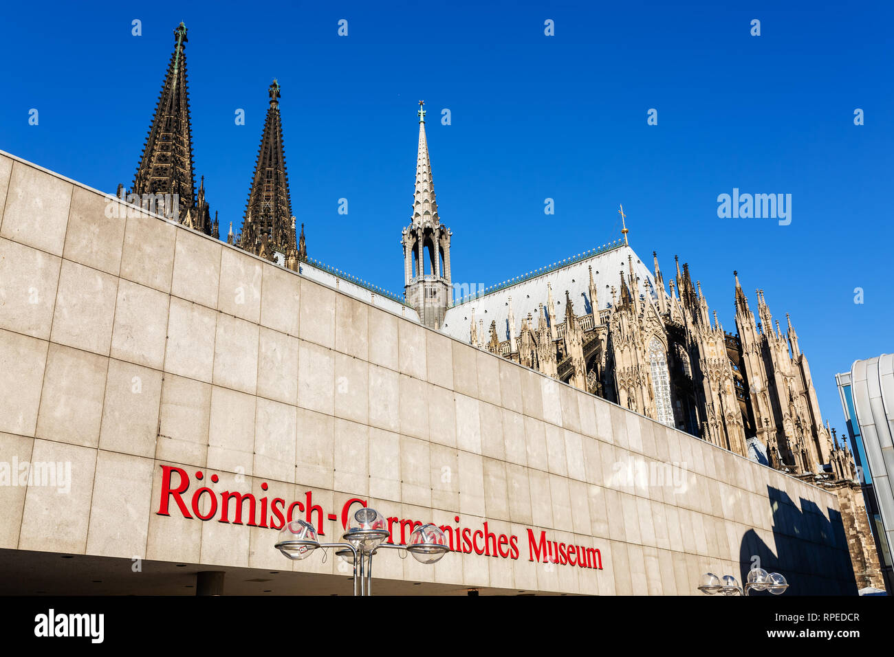 Cologne, Allemagne - 16 Février 2019 : musée romain-germanique de Cologne. C'est un musée archéologique avec une grande collection d'artefacts romains Banque D'Images