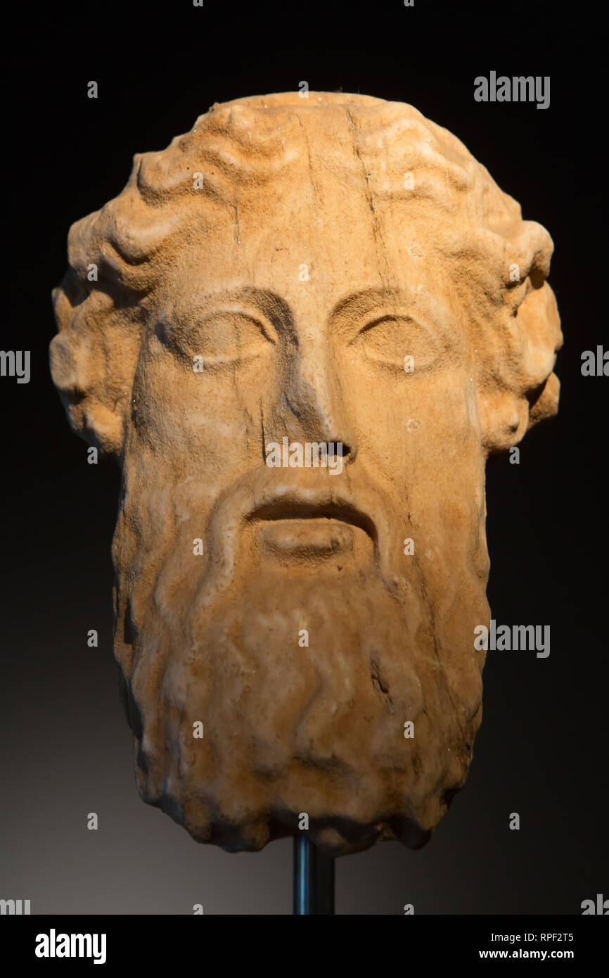 ROME - statue de Zeus dans le petit musée de la Villa Quintili le long de la Via Appia. Banque D'Images
